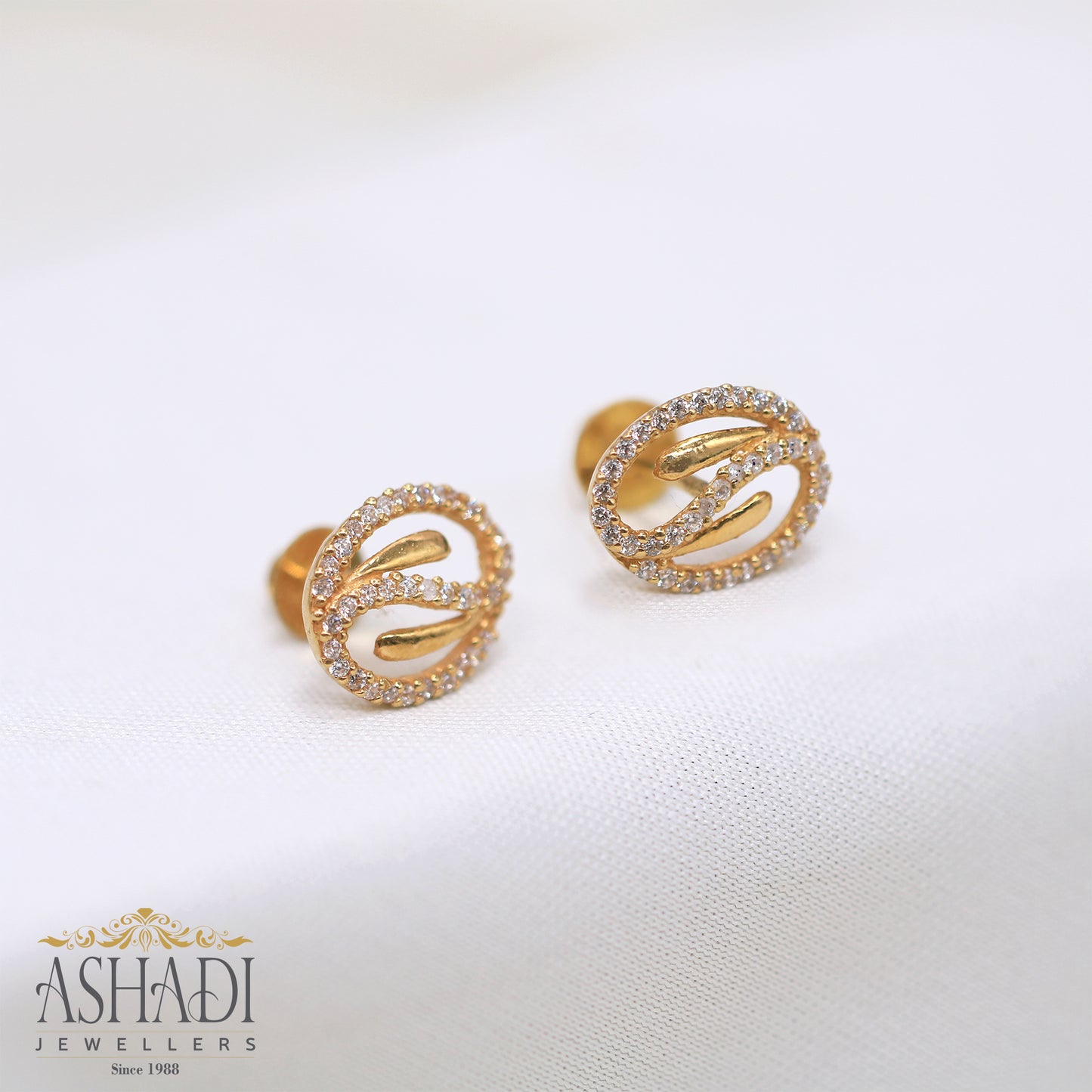 22Kt Ear Stud | ER0038