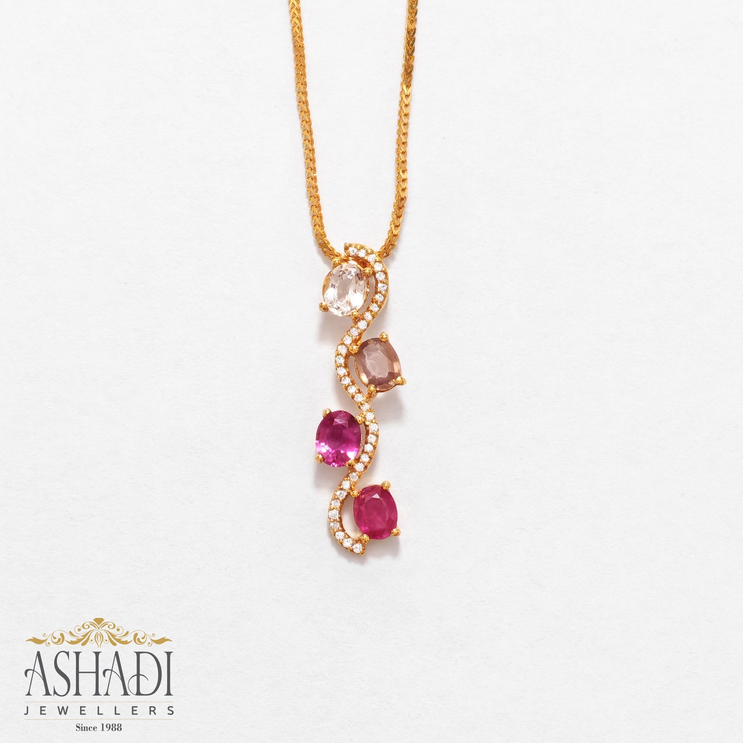 Gold Pendant | PE0048
