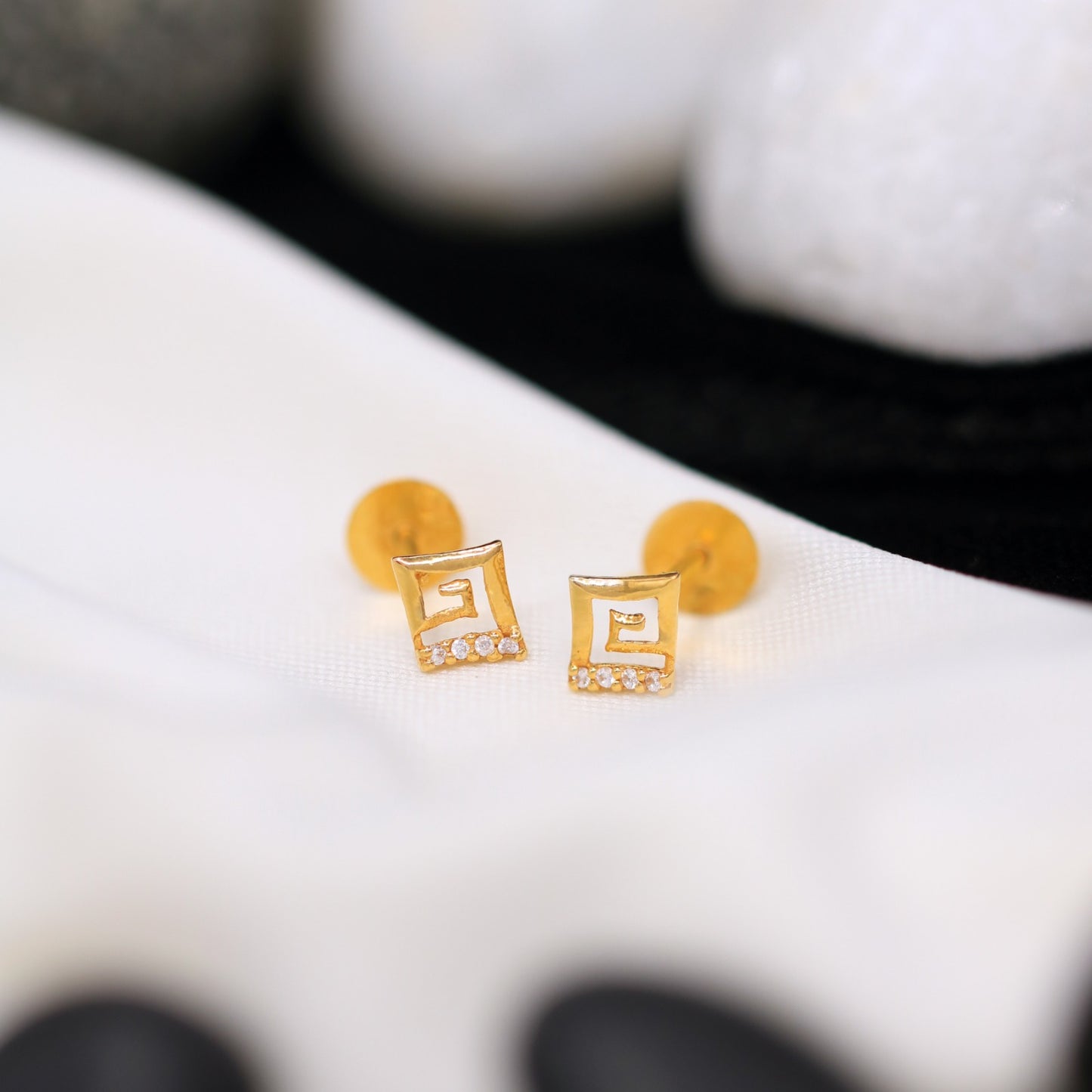 22Kt Ear Stud | ER0021
