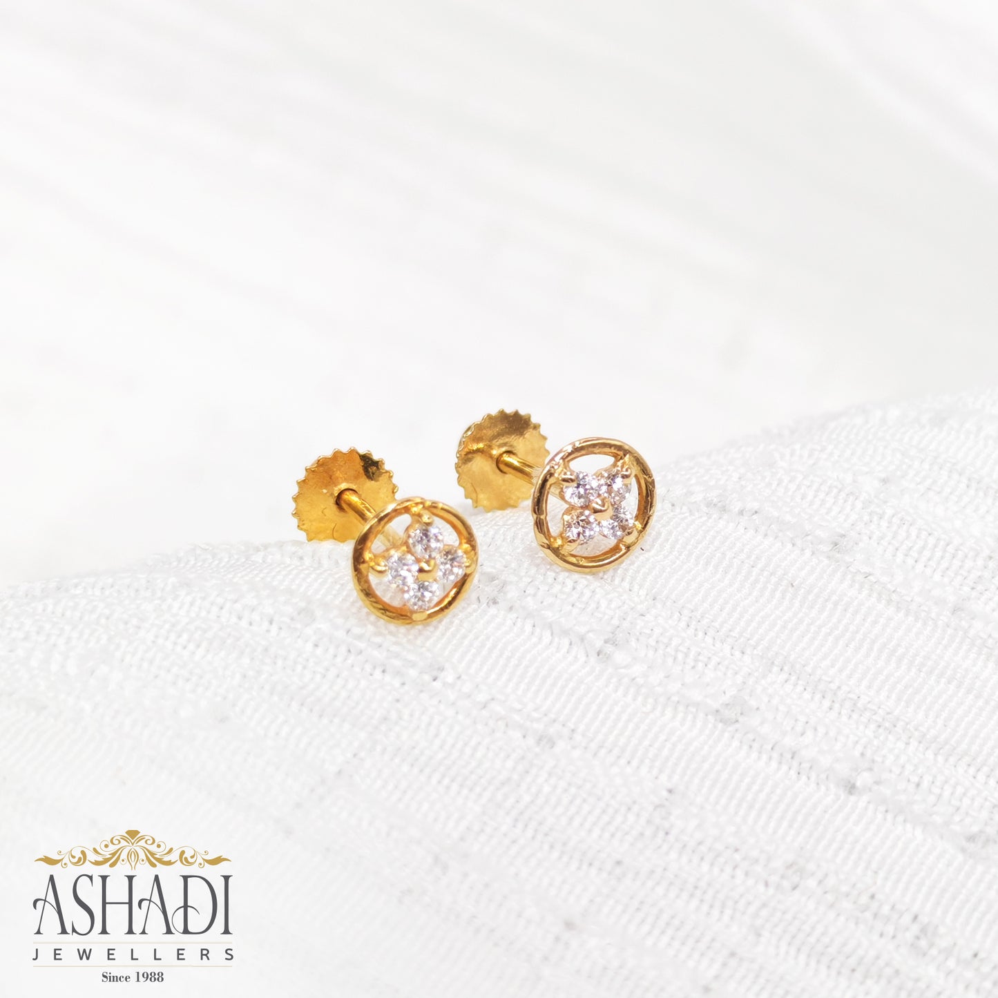 22K Ear Stud | ER0026