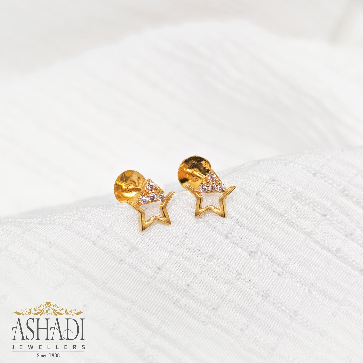 22K Ear Stud | ER0031