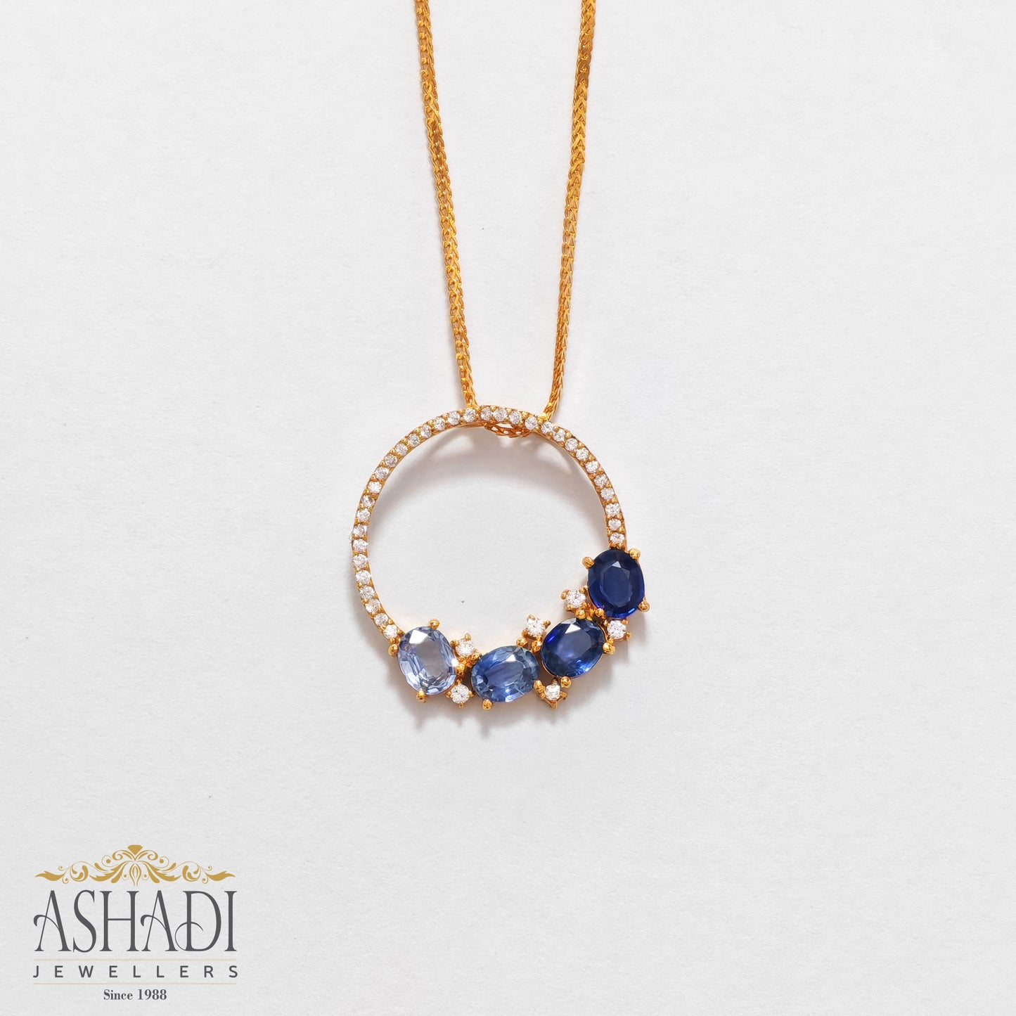 Gold Pendant | PE0046