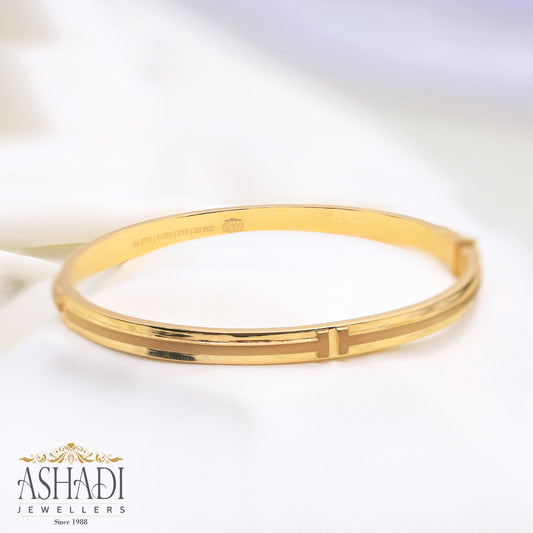 22Kt Gold Bangel