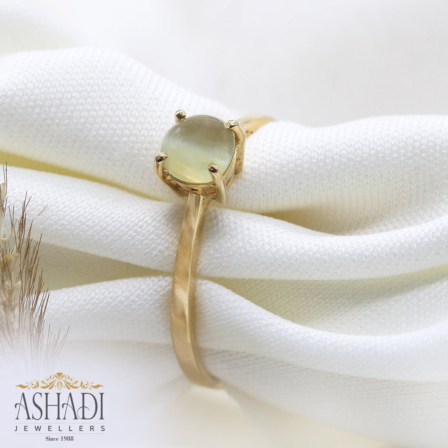 Gem Embedded Ring | RING3014